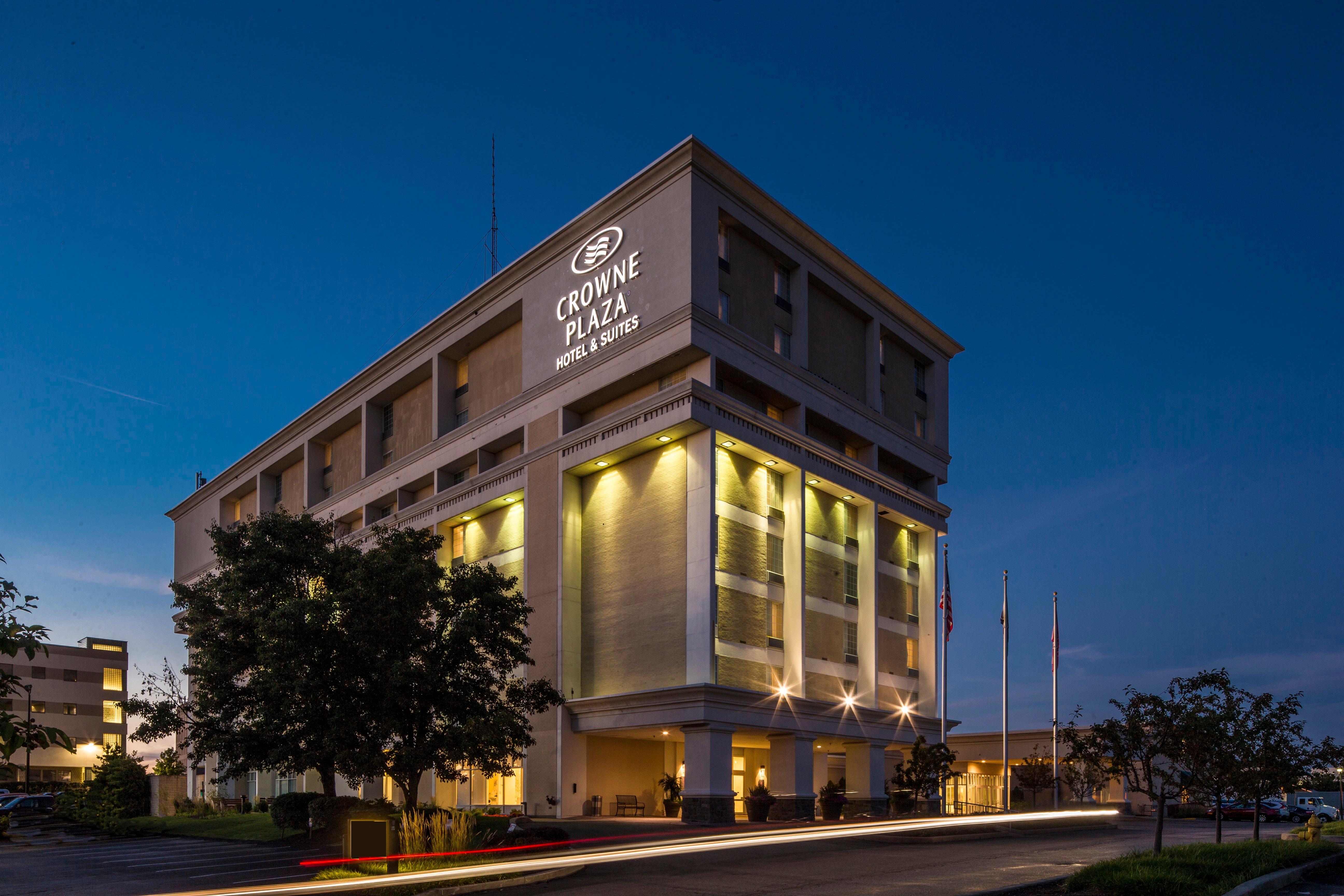 Crowne Plaza Hotel And Suites Pittsburgh South By Ihg Mt. Lebanon Exteriör bild