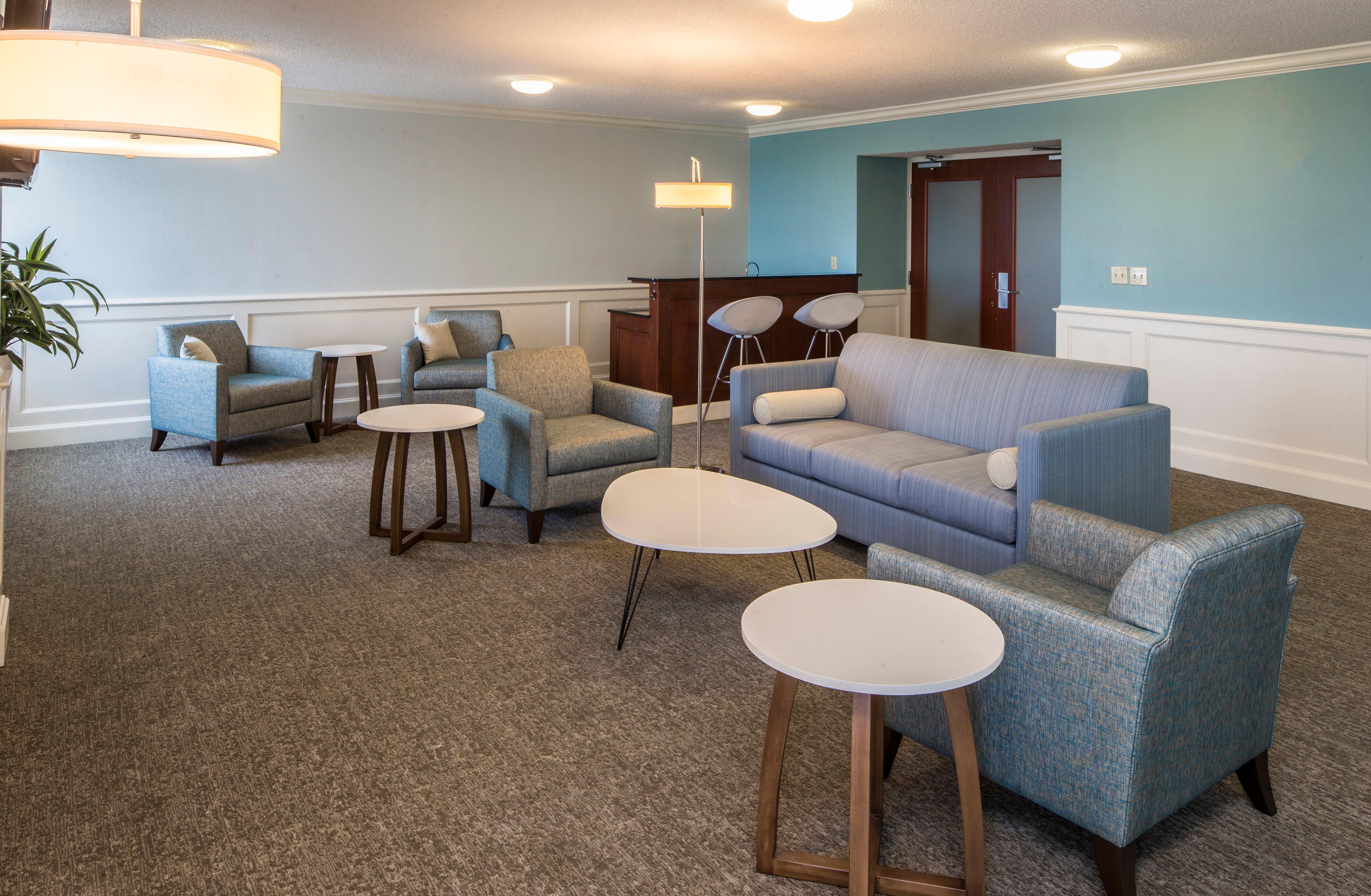 Crowne Plaza Hotel And Suites Pittsburgh South By Ihg Mt. Lebanon Exteriör bild