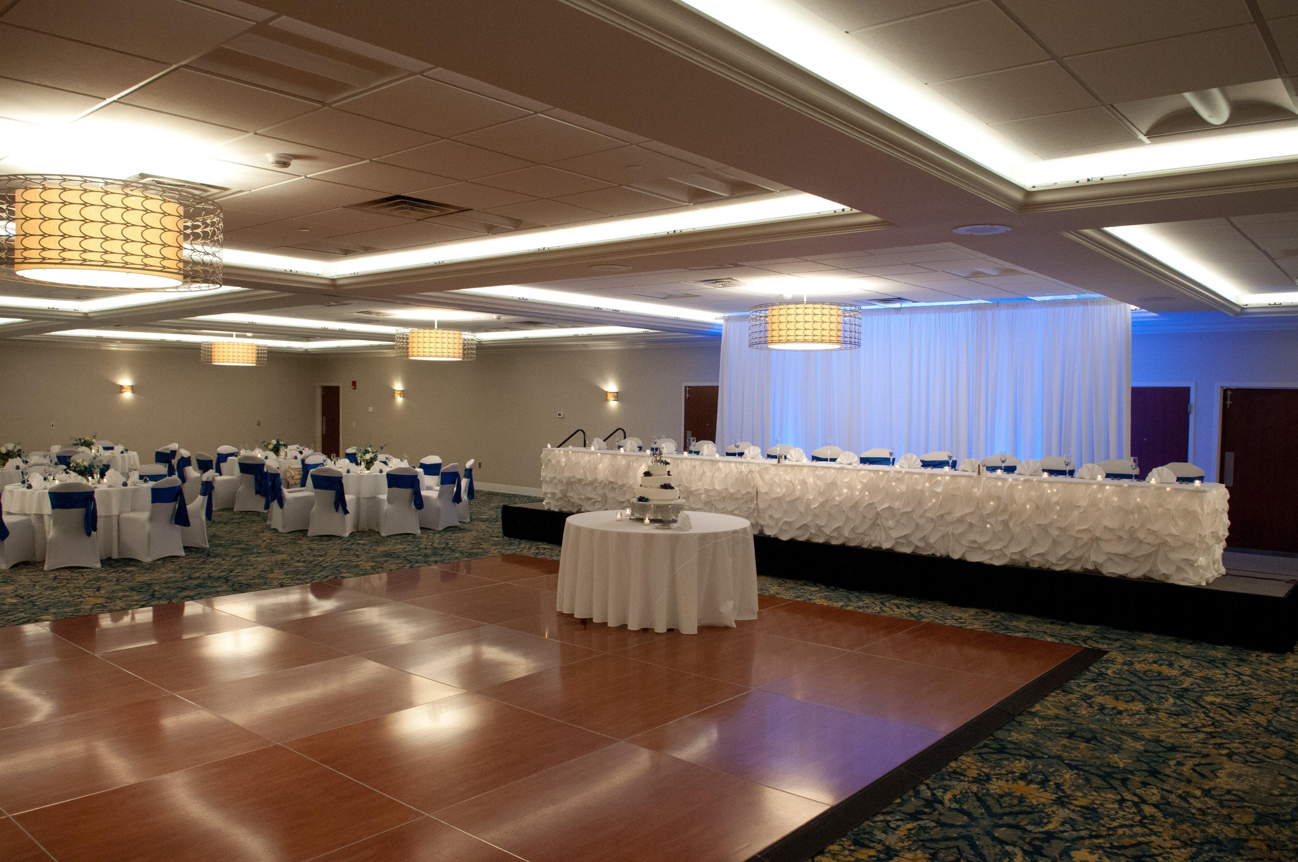 Crowne Plaza Hotel And Suites Pittsburgh South By Ihg Mt. Lebanon Exteriör bild