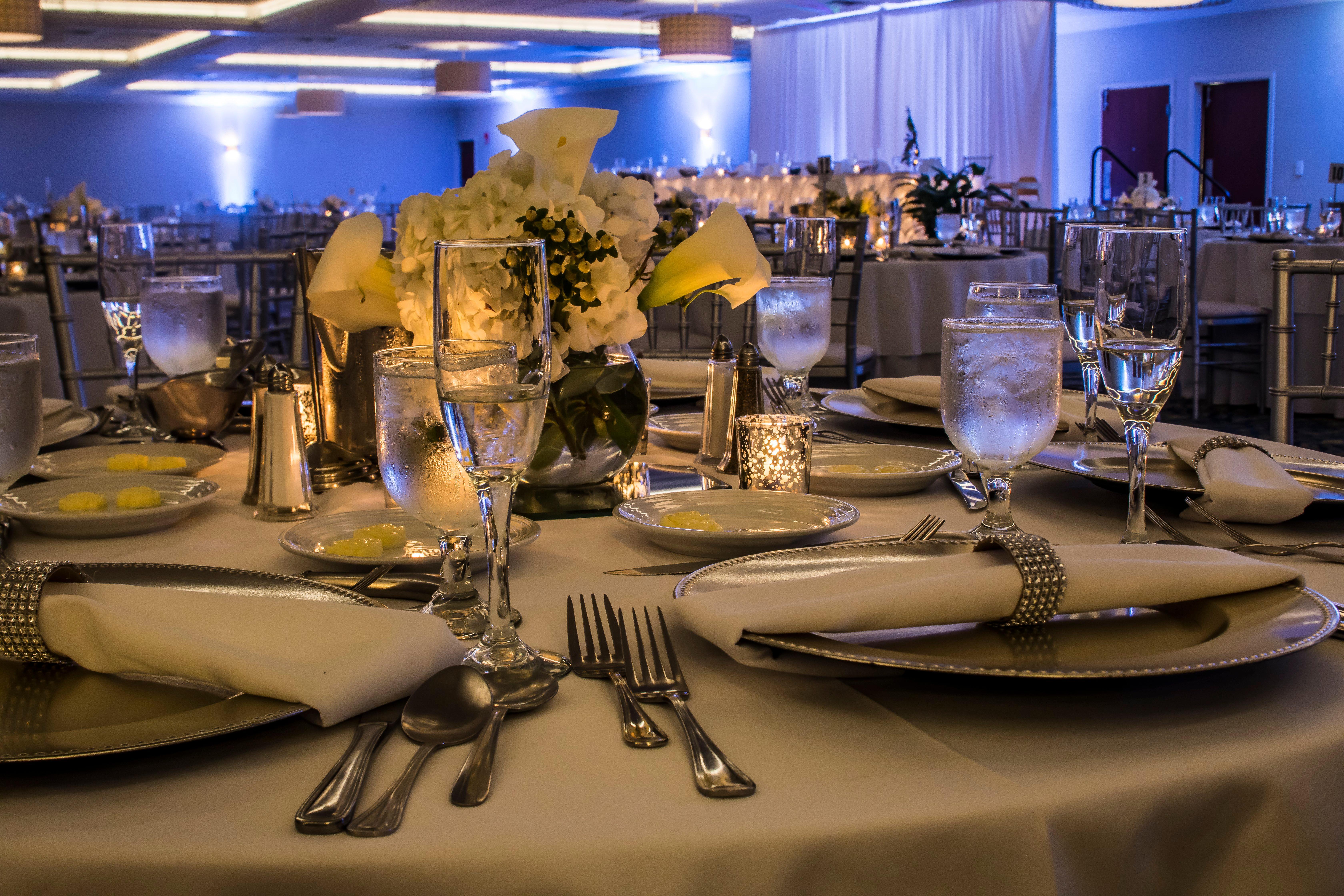 Crowne Plaza Hotel And Suites Pittsburgh South By Ihg Mt. Lebanon Exteriör bild
