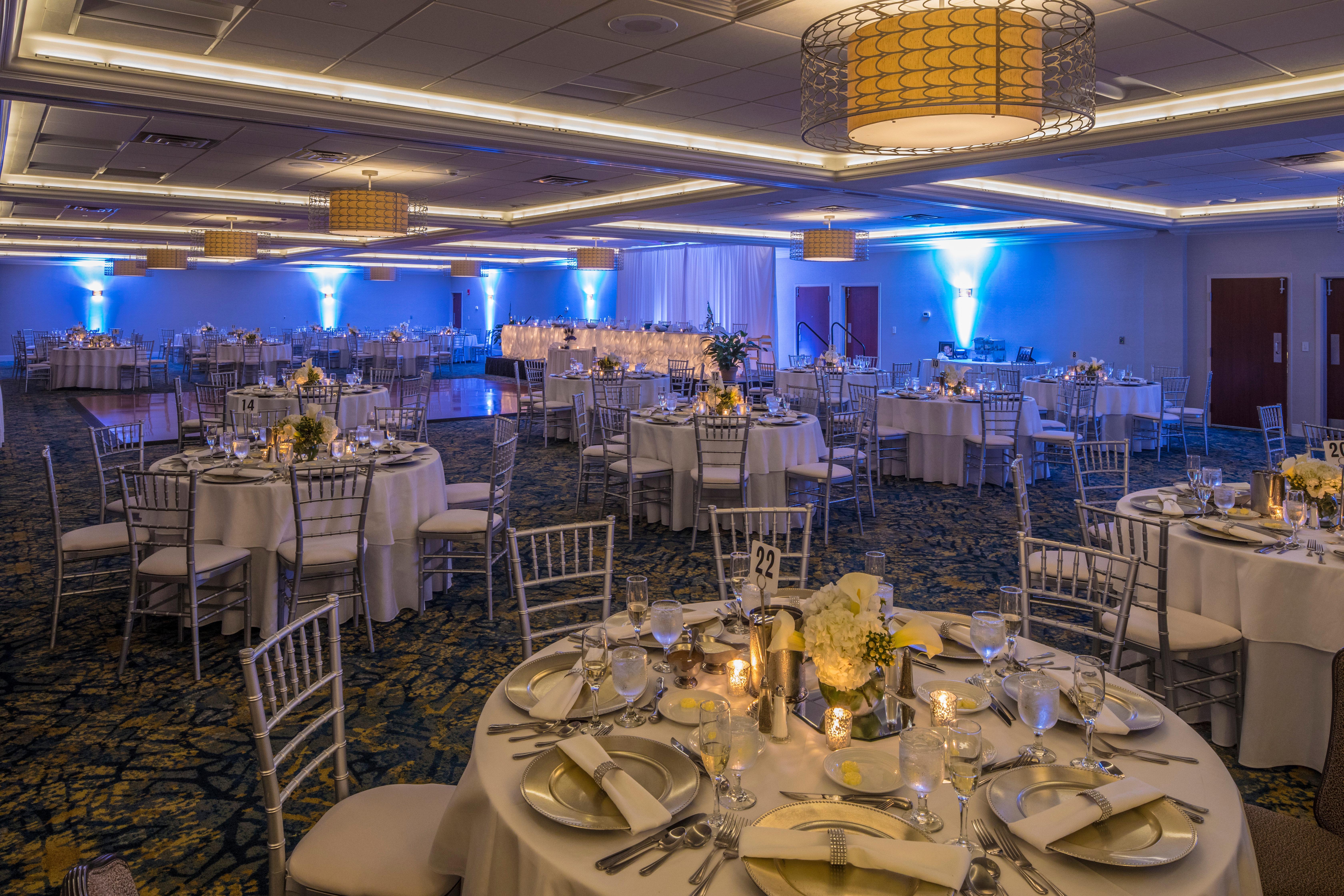 Crowne Plaza Hotel And Suites Pittsburgh South By Ihg Mt. Lebanon Exteriör bild